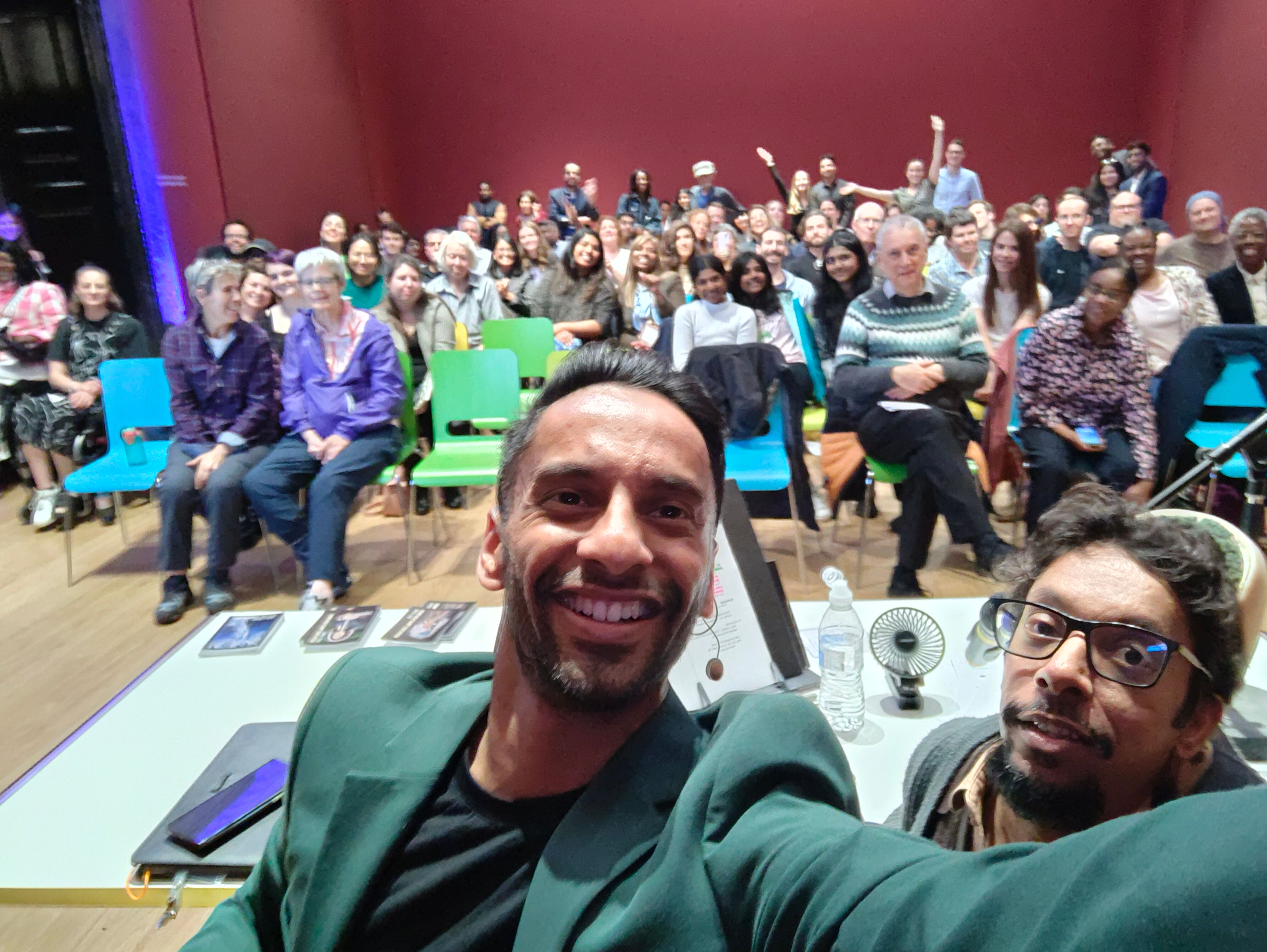 Davey Jose and Bobby Seagull take a selfie with the audience after the National Gallery talk